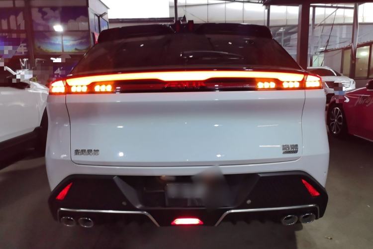 Used Dongfeng Aeolus Mage 2023 DH-i 1.5T Luxury Edition
