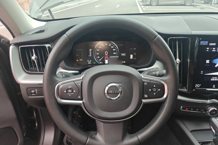 Used Volvo XC60 2020 T5 4x4 Zhiyi Luxury Edition
