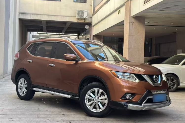 Used Nissan X-Trail 2015 2.0L CVT Comfort MAX Edition 2WD
