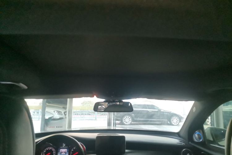 Used Mercedes-Benz GLC 2018 Facelifted GLC 260 4MATIC Dynamic Edition