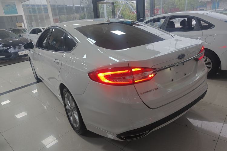 Used Ford Mondeo 2017 EcoBoost 200 Stylish Model Rear Left 45 Deg