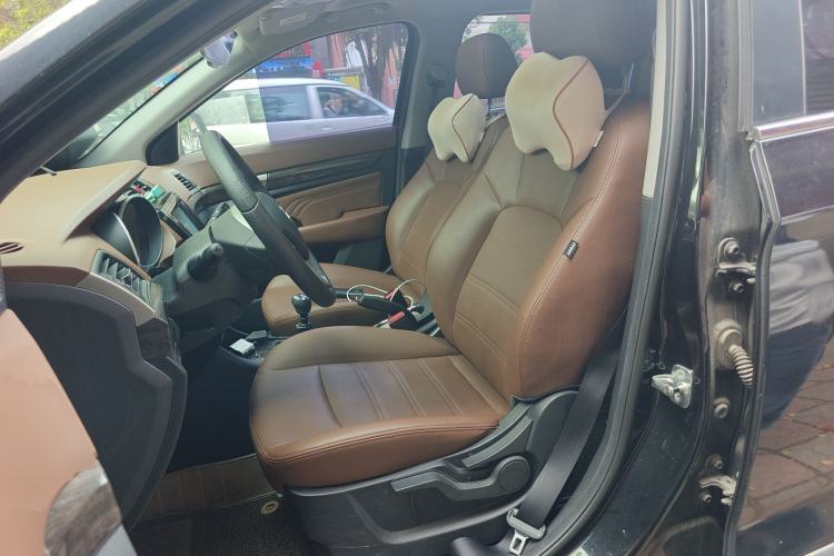 Used BAIC Weiwang S50 2016 1.5T Manual Joyful Luxury Edition
