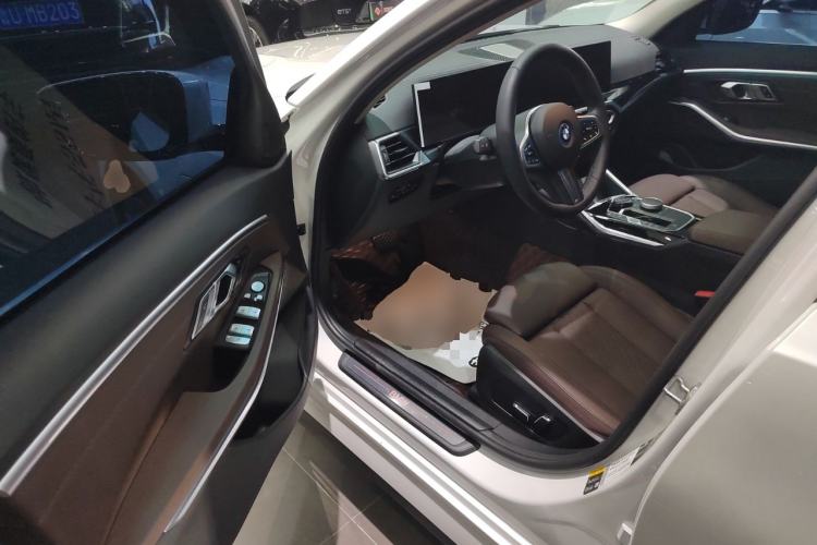 Used BMW i3 2024 eDrive 35 L