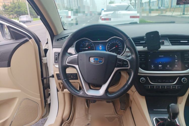 Used Geely Auto Emgrand 2017 Sedan Million Edition 1.5L Manual Luxury Model Steering Wheel