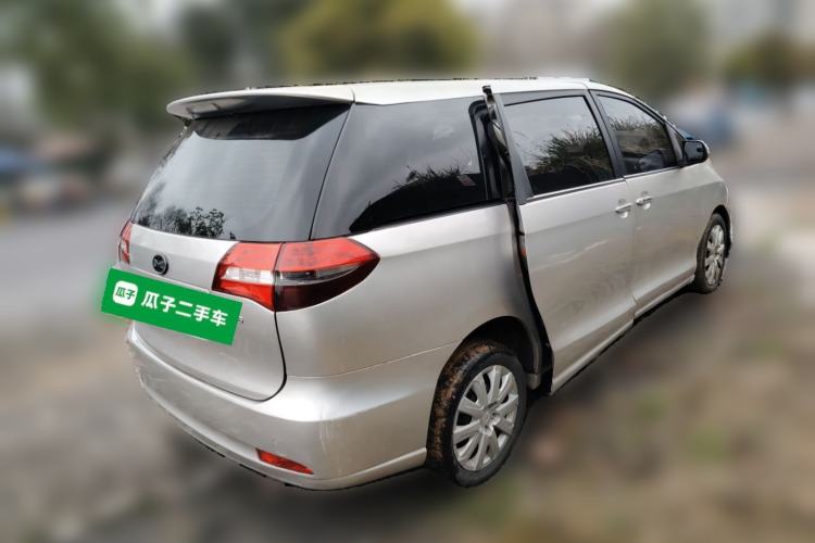 Used BYD M6 2013 2.0L Manual Comfort Edition
