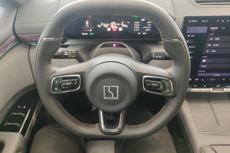 Used Zeekr 7X 2025 75 kWh Rear-Wheel Drive Intelligent Driving Version Steering Wheel