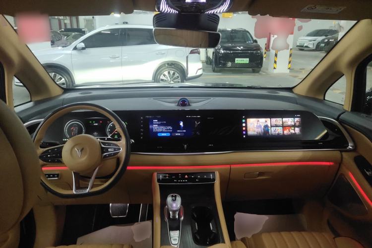 Used VOYAH Dream 2022 Low-Carbon Edition Dream+ Smart Enjoyment Package Center Console