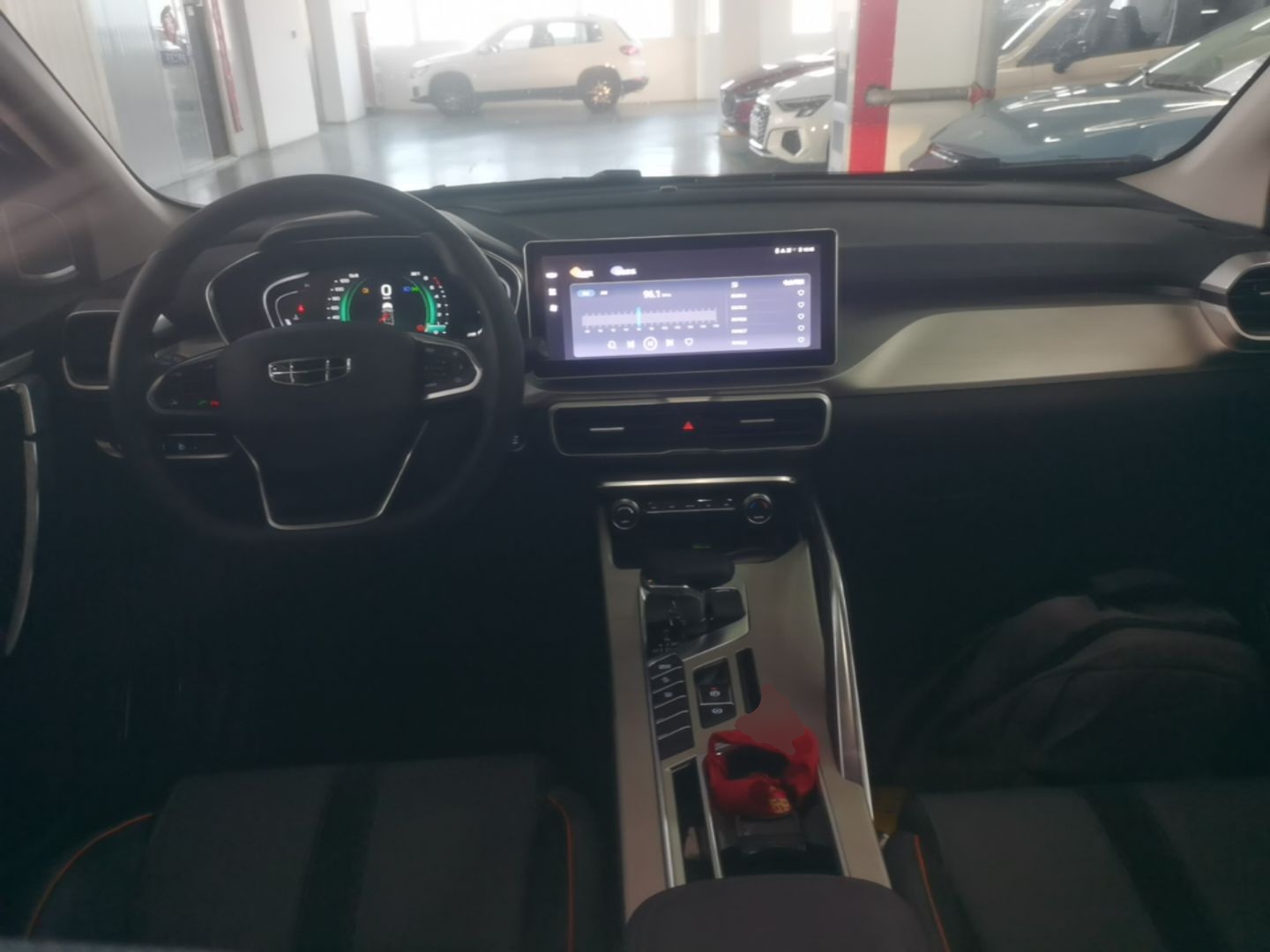 Geely Auto Coolray 2023 1.5T DCT Diamond Edition — снимка 12