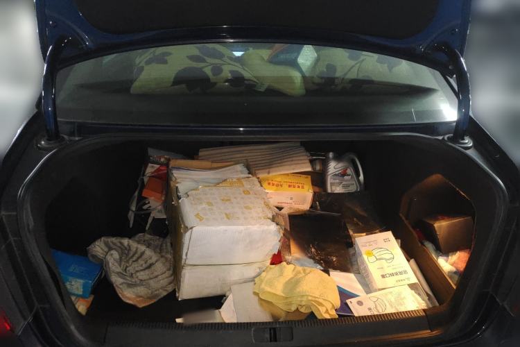 Used Volkswagen Magotan 2012 1.8TSI Luxury Model Trunk