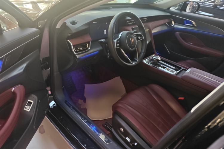 Used Hongqi H5 2023 2.0T Automatic Smart Connect Flagship Edition Driver Seat