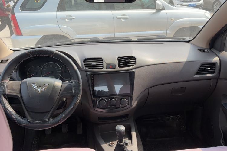 Used Wuling Hongguang 2018 1.5L Classic S Base Model
