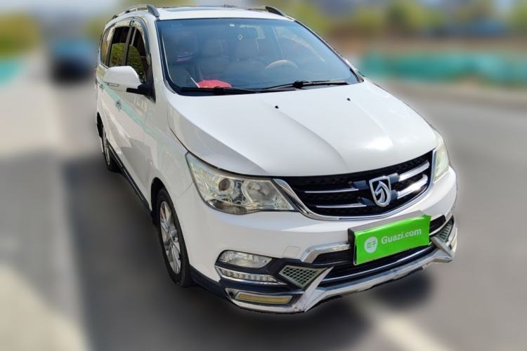 Used Baojun 730 2016 1.5L Manual Luxury Edition 7 Seats Front Right 45 Deg