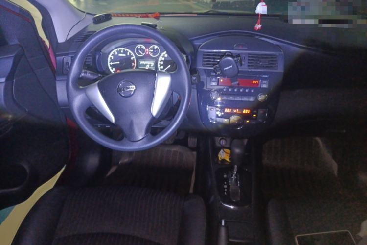 Used Nissan Tiida 2013 1.6L CVT Cool Cafe Edition