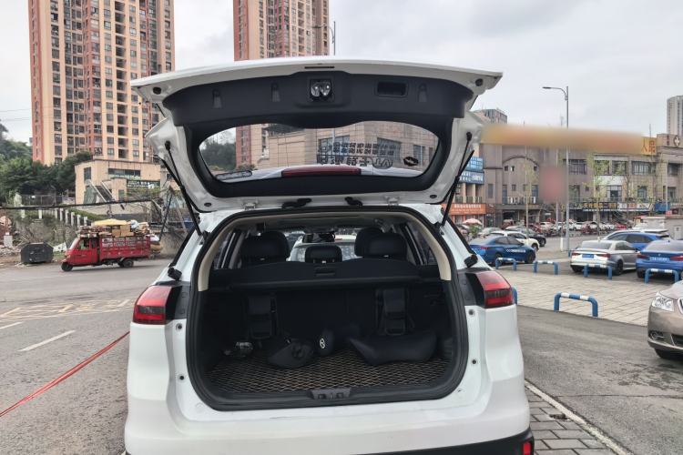 Used Geely Auto Emgrand X7 Sport 2018 1.8TD Automatic Two-Wheel Drive Smart Connect 4G Internet Edition Trunk