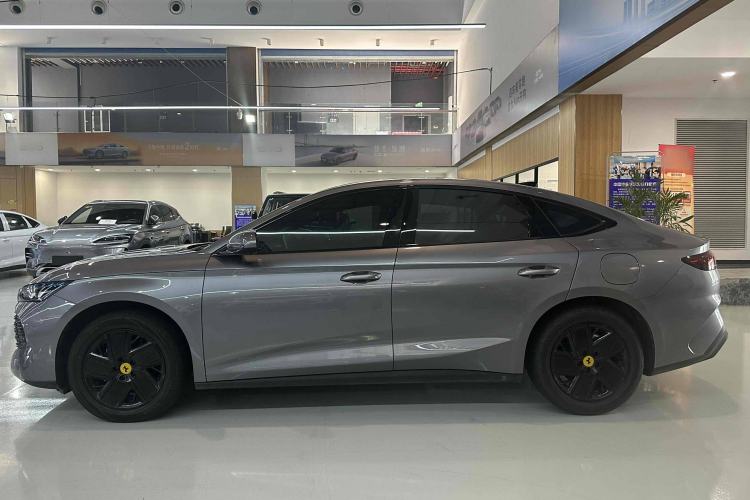 Used BYD Qin L 2024 DM-i 120KM Beyond Model