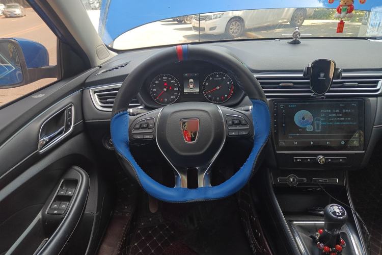 Used Roewe i5 2019 1.5L Manual 4G Connect Leehao Flagship Edition Steering Wheel