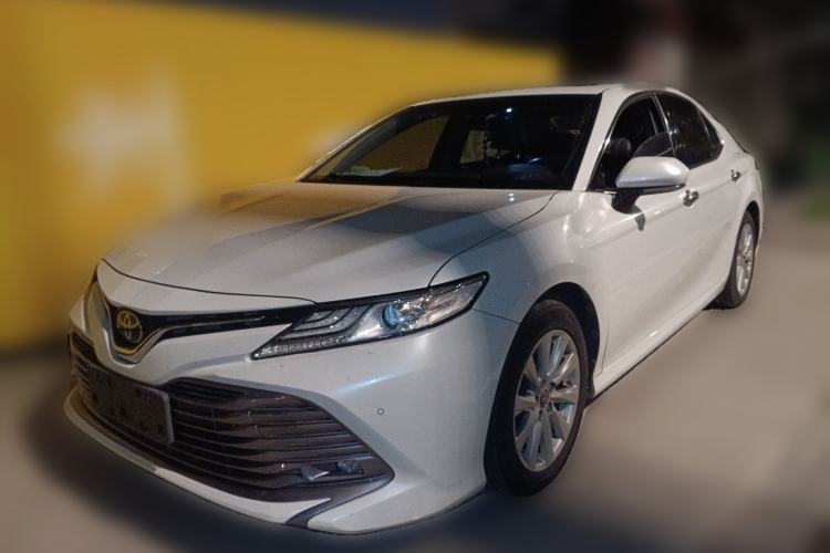 Used Toyota Camry 2019 Revised Version 2.0G Luxury Edition