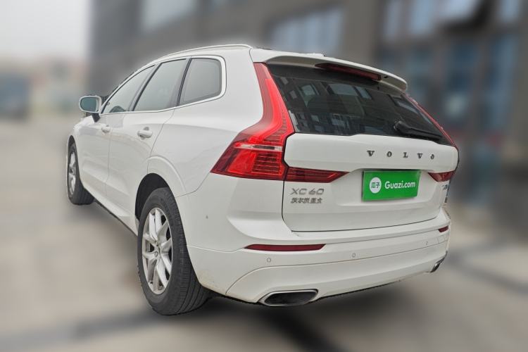 Used Volvo XC60 2019 T5 4x4 Smart Edition China V Standard