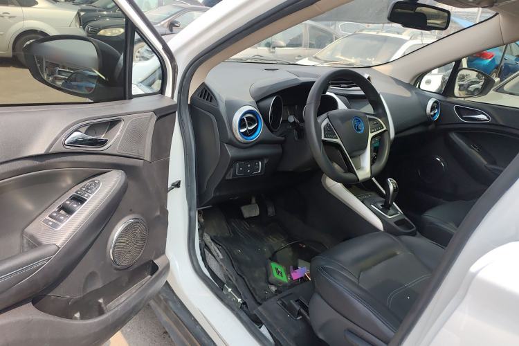 Used BYD Yuan New Energy 2018 EV360 Smart Connect Cool Edition
