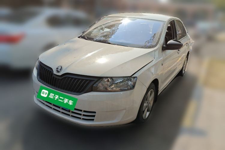 Used Skoda Rapid 2015 1.4L Manual Enjoyment Model