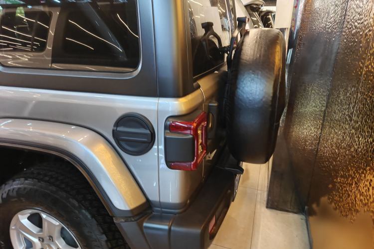 Used Jeep Wrangler 2019 2.0T Sahara 4-Door Version China V Standard Exterior 7