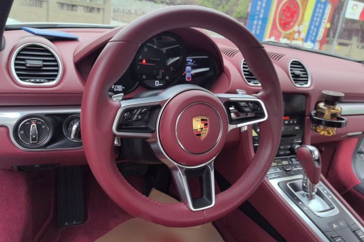 Used Porsche 718 2020 Cayman 2.0T
