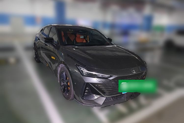 Used CHANGAN UNI-V 2022 1.5T Smart Navigation Version Exterior 2