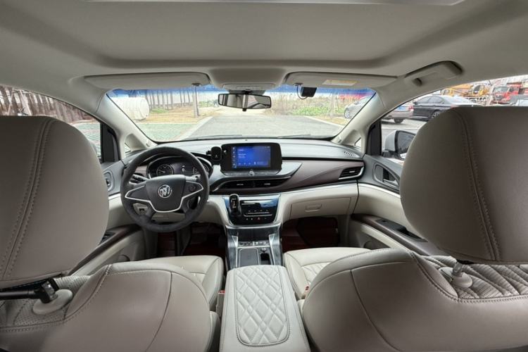 Used Buick GL8 2021 Land Cruiser Executive Class 652T Comfort Model
