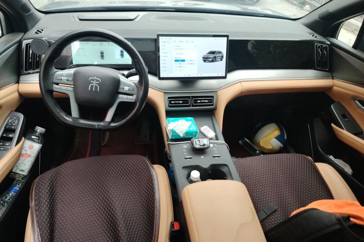 Used BYD Song L DM-i 2025 Intelligent Driving Version 112 km Leading Trim Center Console