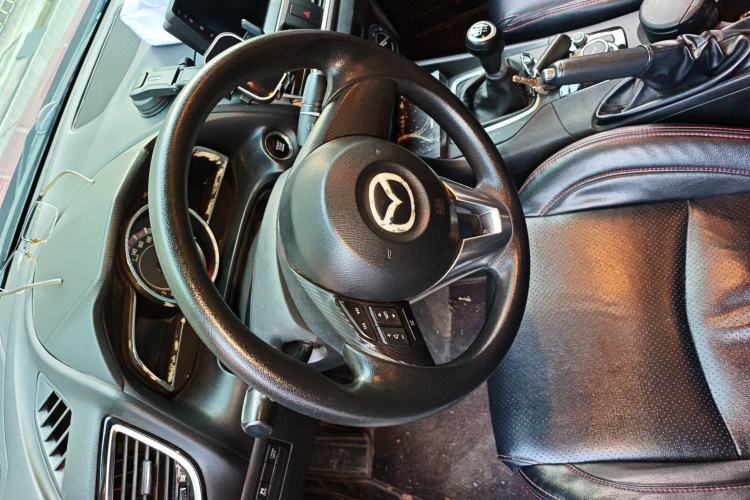 Used Mazda 3 Axela 2016 Sedan 1.5L Manual Comfort Model Steering Wheel