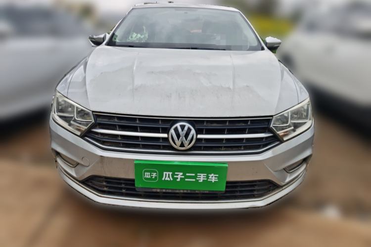 Used Volkswagen Bora 2016 1.6L Manual Comfort Model Front