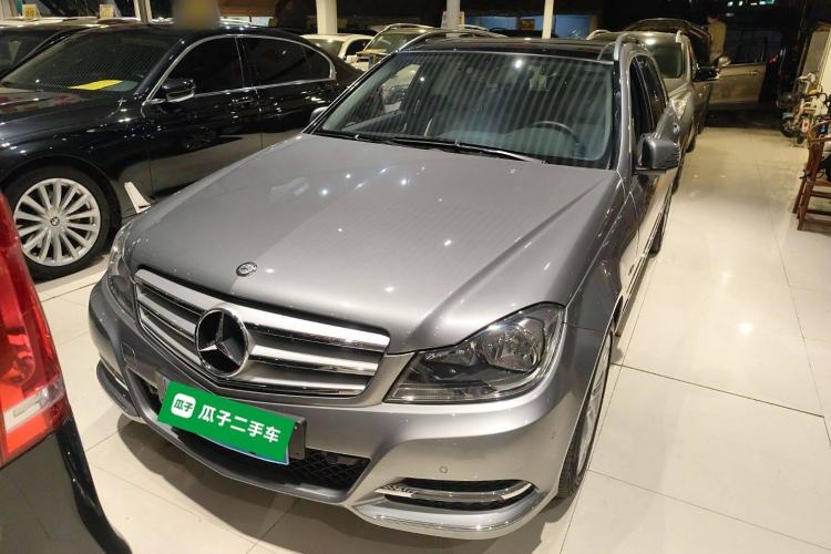 Used Mercedes-Benz C-Class 2011 C 200 Fashion Travel Edition