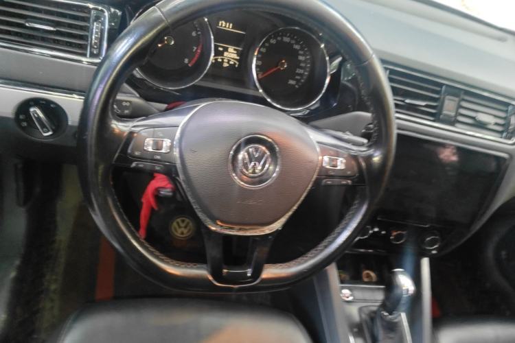 Used Volkswagen Sagitar 2017 1.6L Automatic Comfort Model Steering Wheel