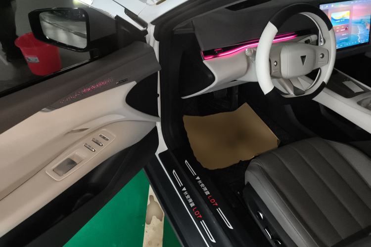 Used Deepal L07 2026 Model 240Ultra Huawei Qiankun ADS SE Edition
