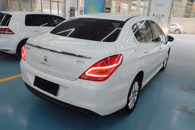 Used Peugeot 308 2014 Enjoyment Edition Classic 1.6L Automatic Fashion Model Rear Right 45 Deg