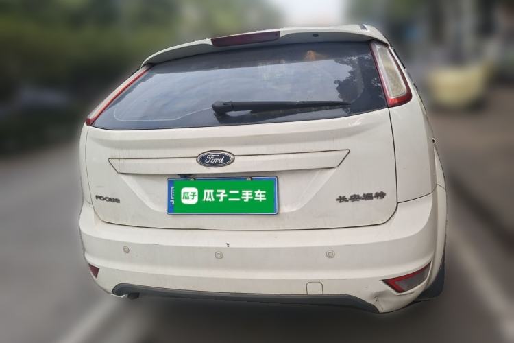 Used Ford Focus 2013 Hatchback Classic 1.8L Automatic Fashion Edition
