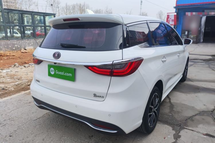 Used BYD Song MAX 2017 1.5T Automatic Smart Connect Luxury 7-Seater
