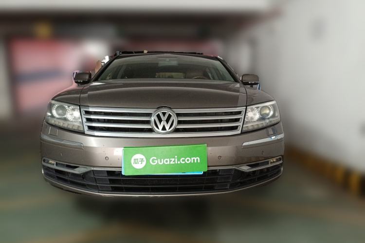 Used Volkswagen Phaeton 2011 3.6L V6 4-Seater Extended-Length Individual Edition Front