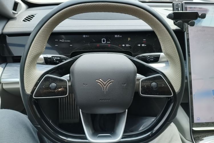 Used NETA S 2022 Extended-Range Version 1160 km Range Rear-Wheel Drive Mid-Grade
