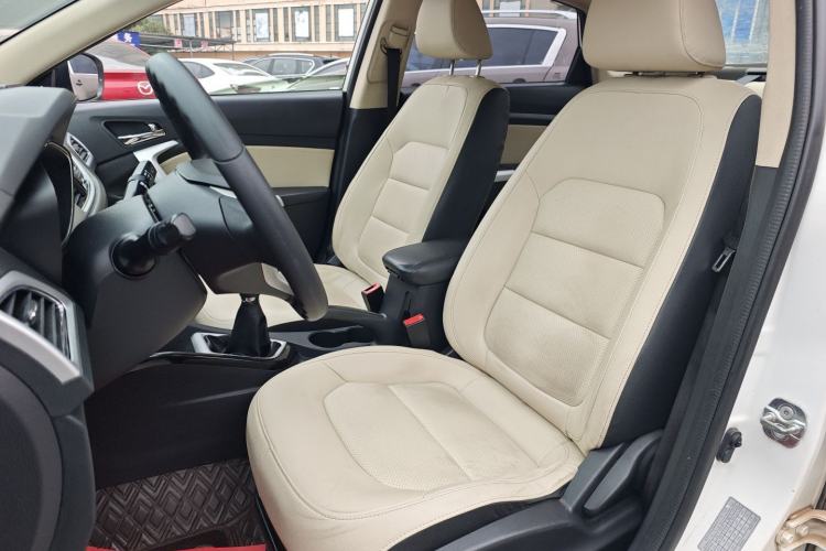 Used CHANGAN Alsvin V7 2016 1.6L Manual Enjoyment Model China V Standard
