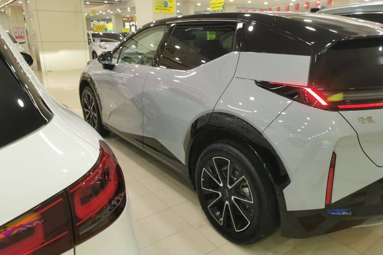 Used Zeekr X 2023 Rear-Drive YOU Edition 4 Seats
