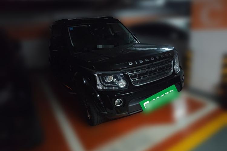 Used Land Rover Discovery 2016 3.0 SC Obsidian Black Heritage Edition SE
