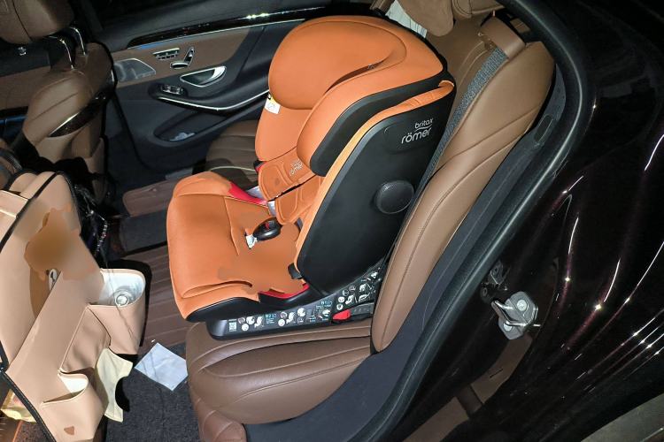 Used Mercedes-Benz S-Class 2020 S 350 L Exclusive Edition Prestige Collection Left Rear Seat