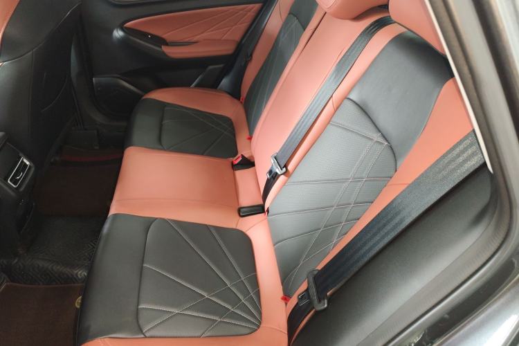 Used CHANGAN Eado 2023 Changan Edition PLUS Blue Whale NE 1.4T GDI DCT Prestige Version
