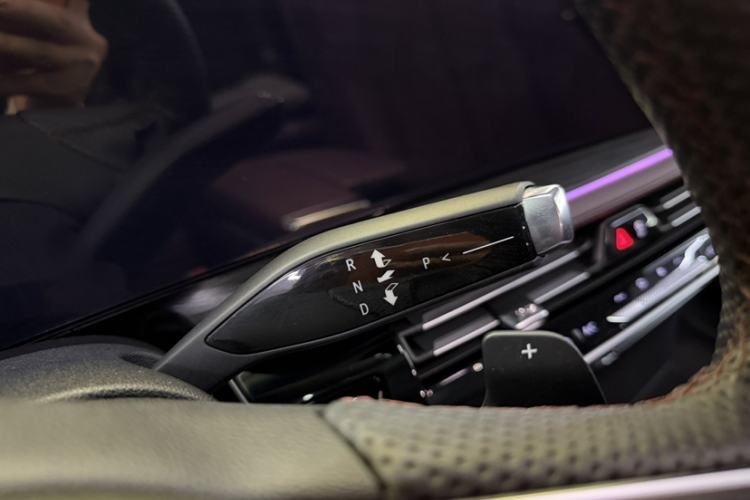 Used Buick Century 2023 2.0T Six-Seater Yinshi Edition