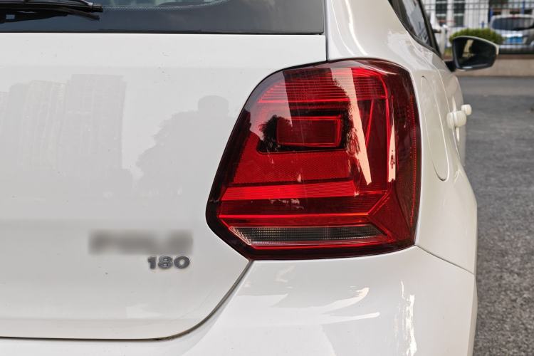 Used Volkswagen Polo 2018 1.5L Automatic Advanced Driving Model Exterior 9