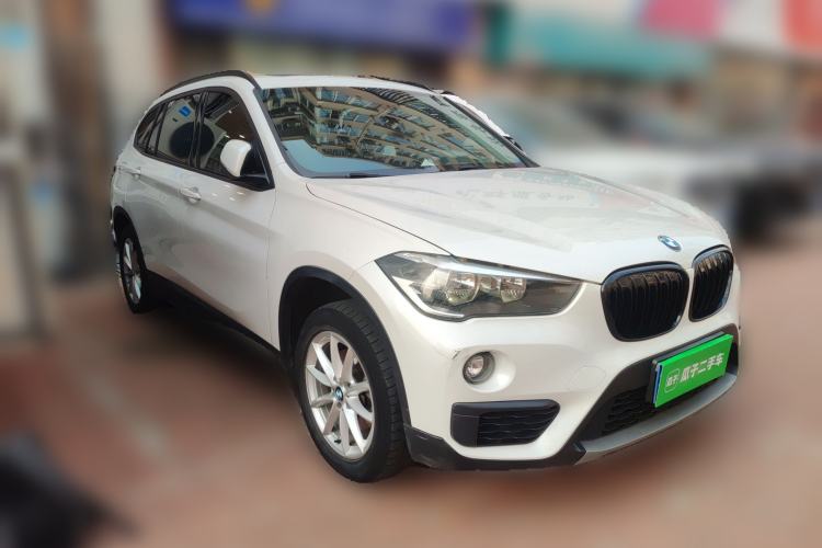 Used BMW X1 2019 sDrive18Li Fashion Model Front Right 45 Deg