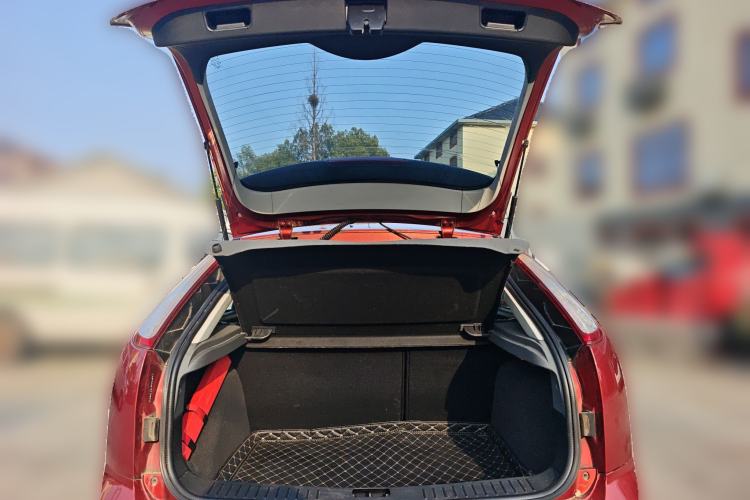 Used Ford Focus 2013 Hatchback Classic 1.8L Automatic Base Model