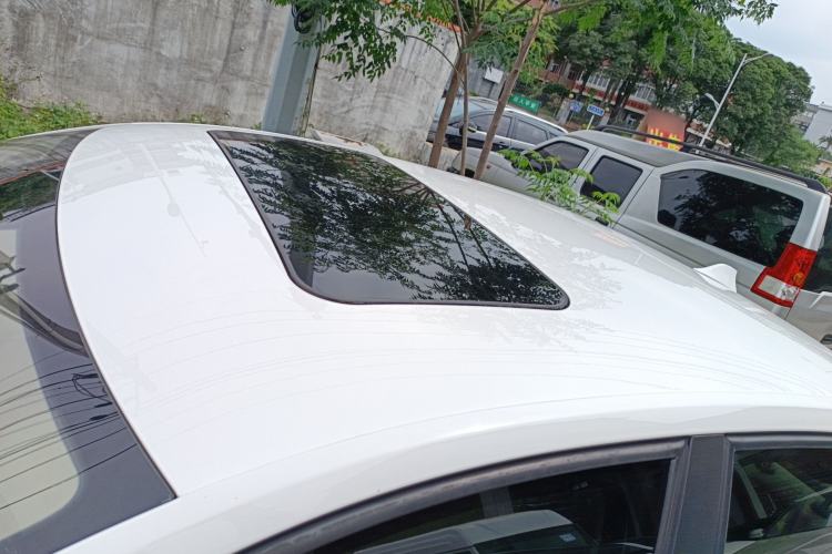 Used Skoda Rapid 2013 1.6L Automatic Smart Selection Model
