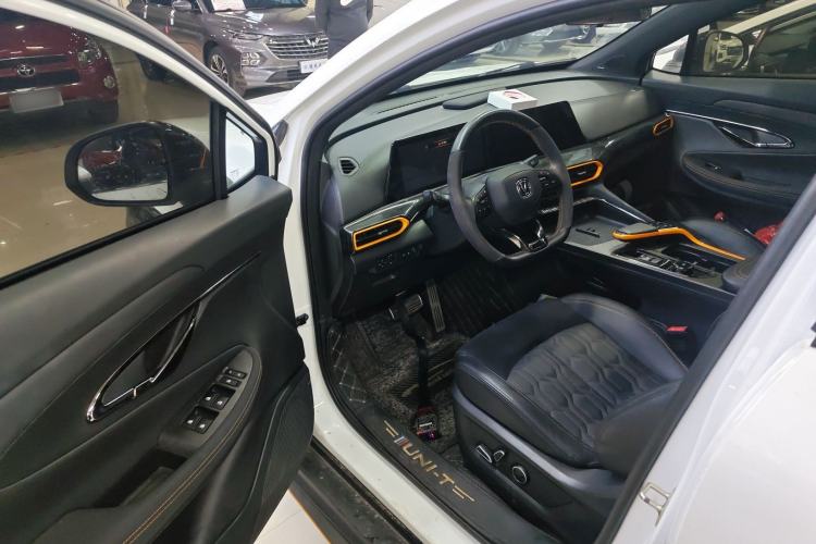 Used CHANGAN UNI-T 2022 1.5T Sport Edition Flagship Version Driver Seat